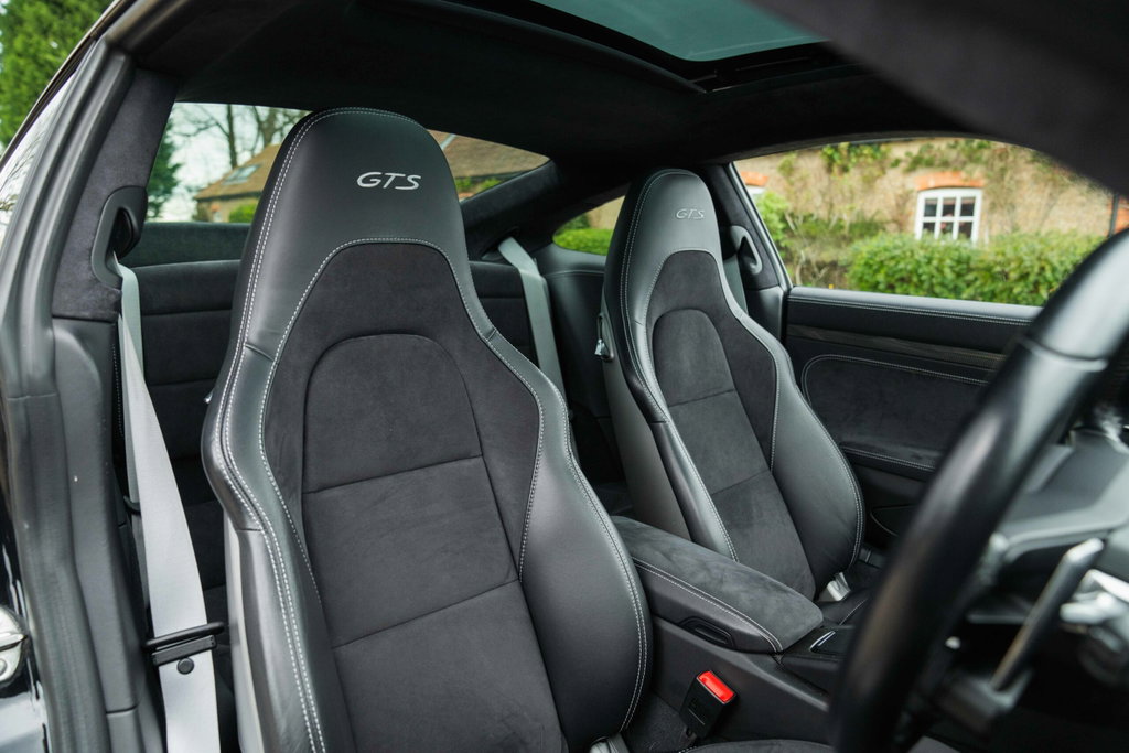 Porsche 991.2 Carrera 4 GTS
