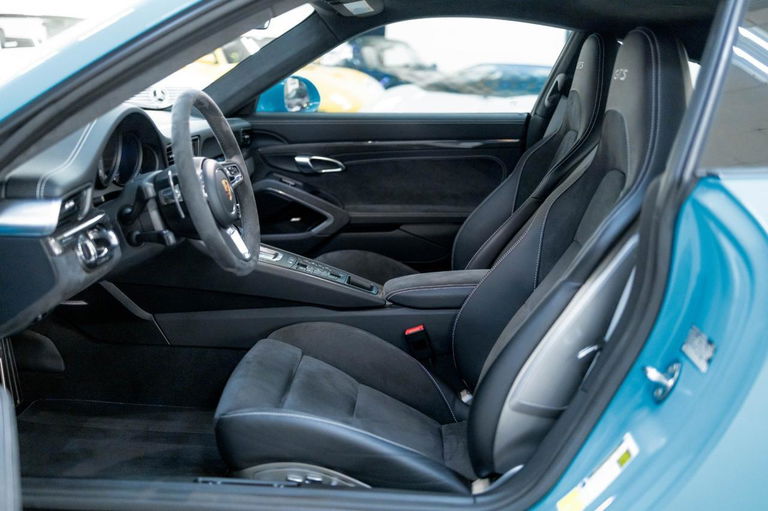 Porsche 991.2 Carrera GTS