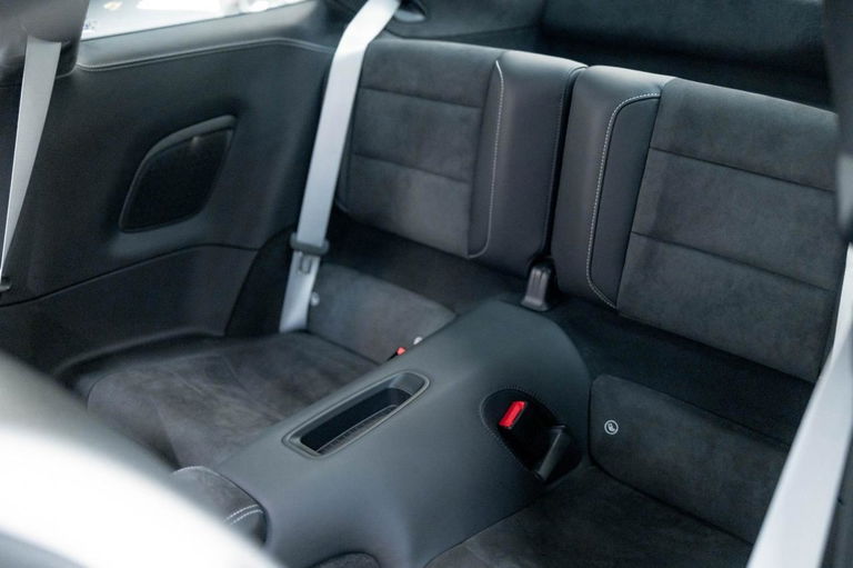 Porsche 991.2 Carrera GTS