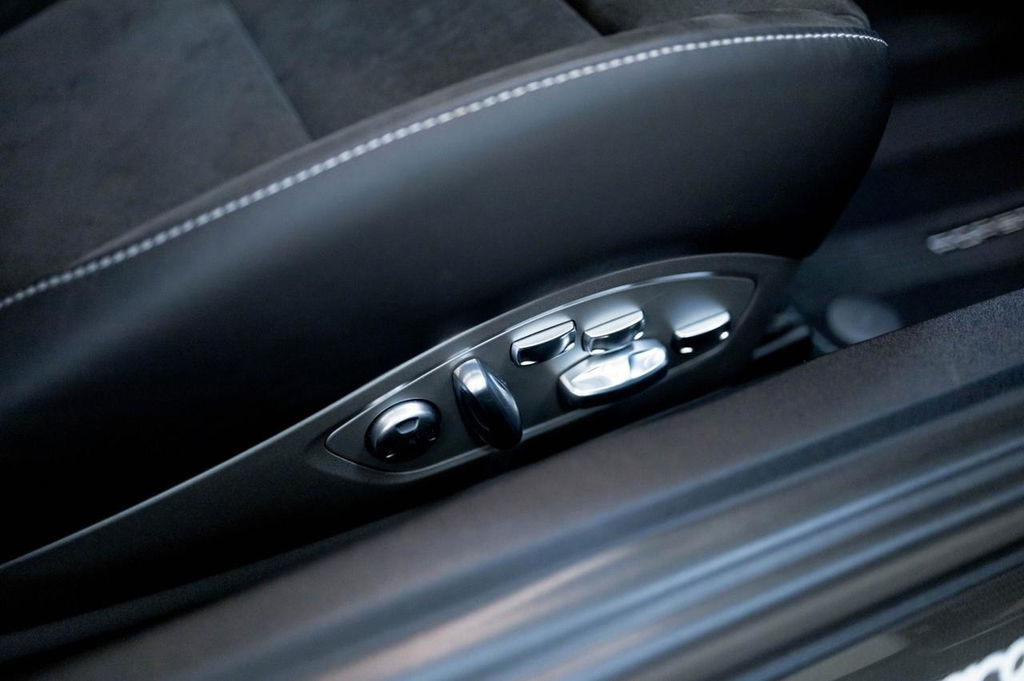 Porsche 991.2 Carrera GTS