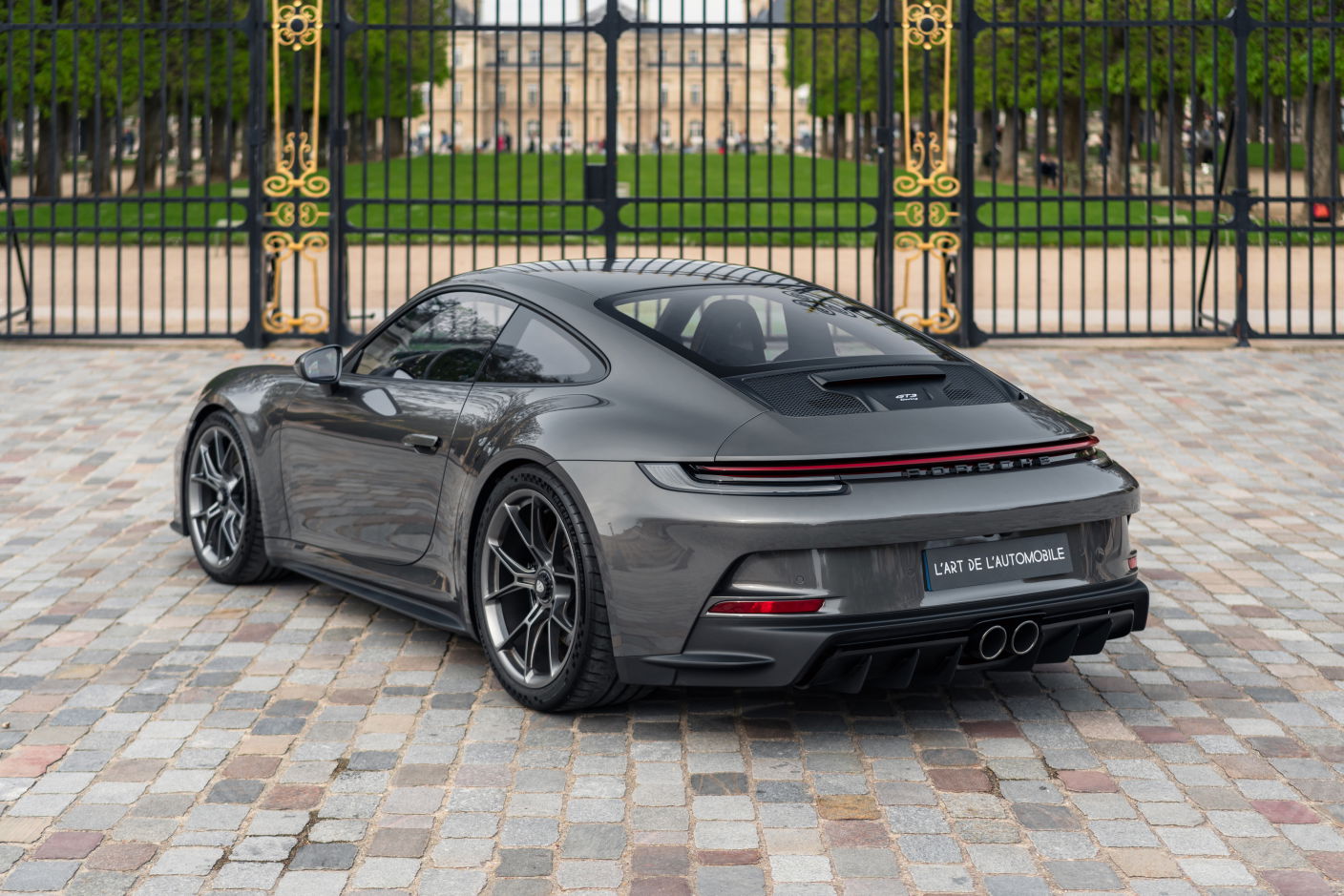 Porsche 992 GT3 Touring 2022 - elferspot.com - Marketplace for