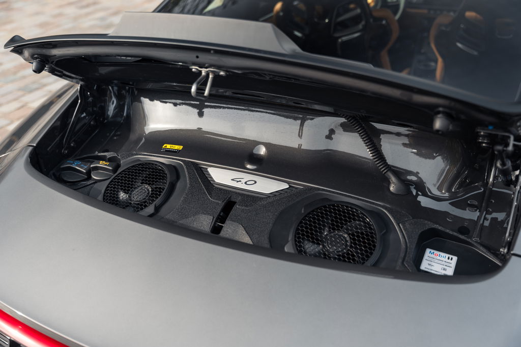 Porsche 992 GT3 Touring