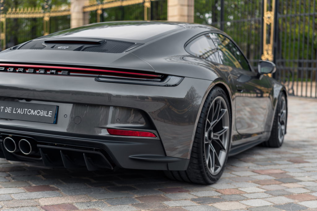 Porsche 992 GT3 Touring