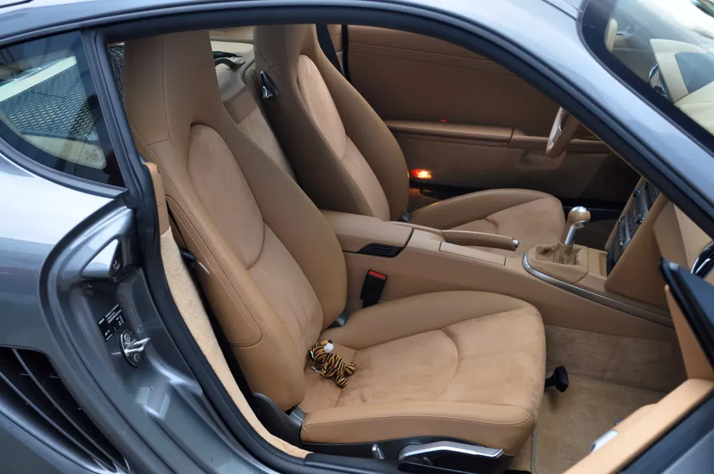 Porsche 987 Cayman S