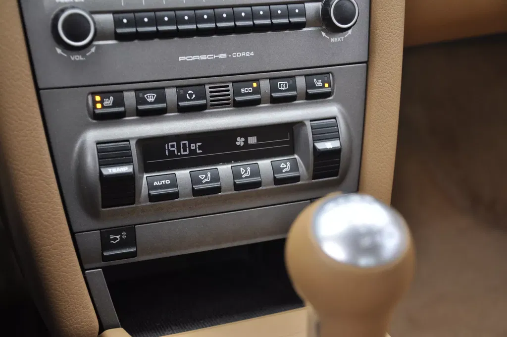 Porsche 987 Cayman S