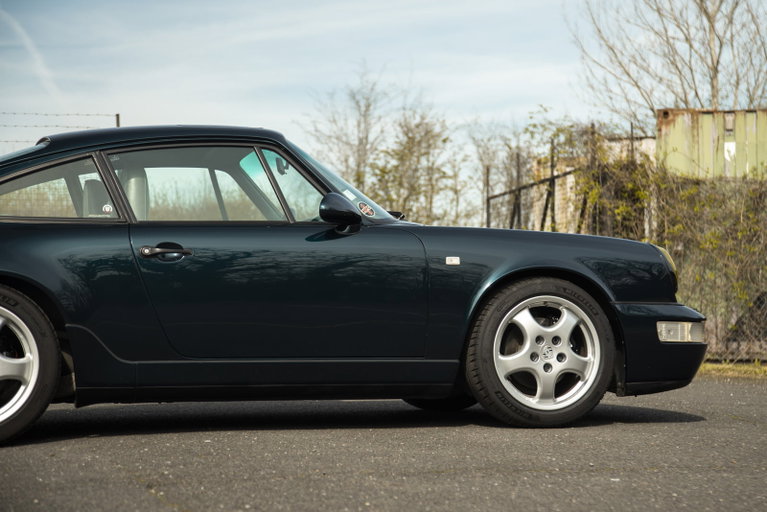 Porsche 964 Carrera 2