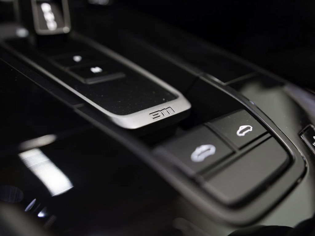 Porsche 992 Edition 50 Jahre Porsche Design