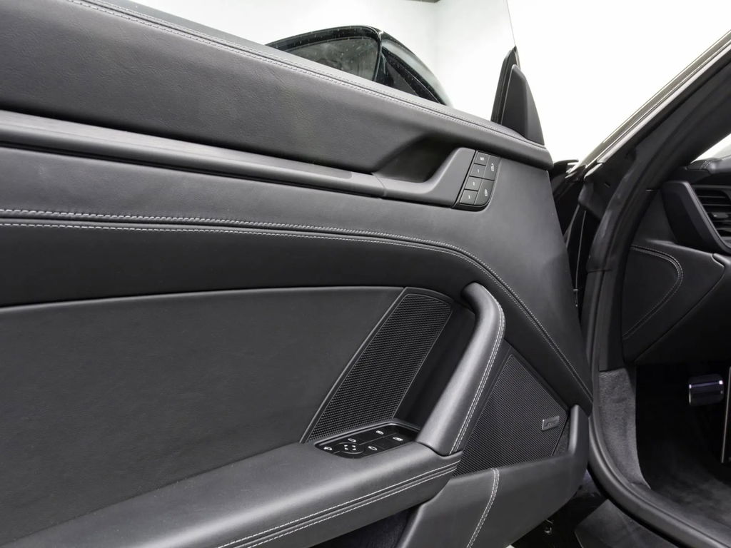 Porsche 992 Edition 50 Jahre Porsche Design