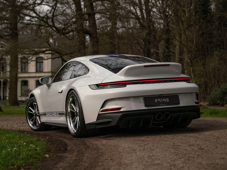 Porsche 992 GT3 Touring