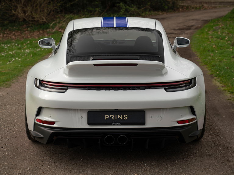 Porsche 992 GT3 Touring