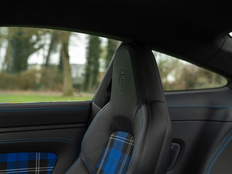 Porsche 992 GT3 Touring