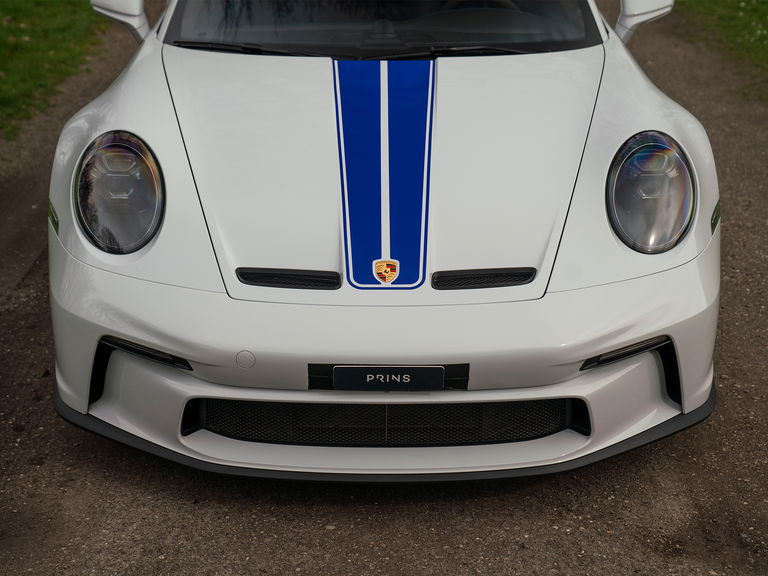 Porsche 992 GT3 Touring