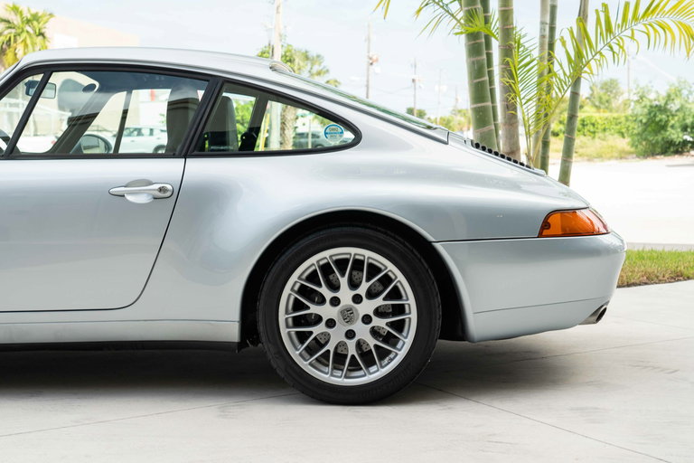 Porsche 993 Carrera