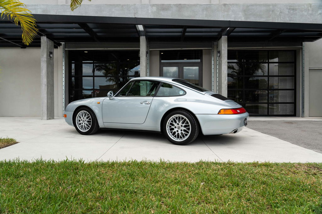 Porsche 993 Carrera