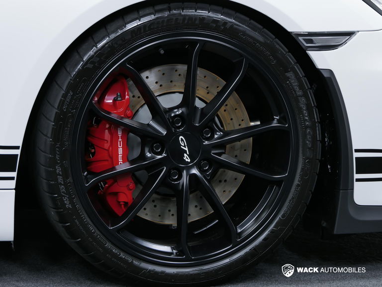 Porsche 981 Cayman GT4