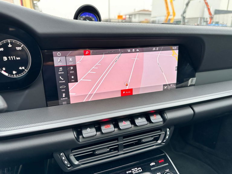 Porsche 992 Carrera 4S