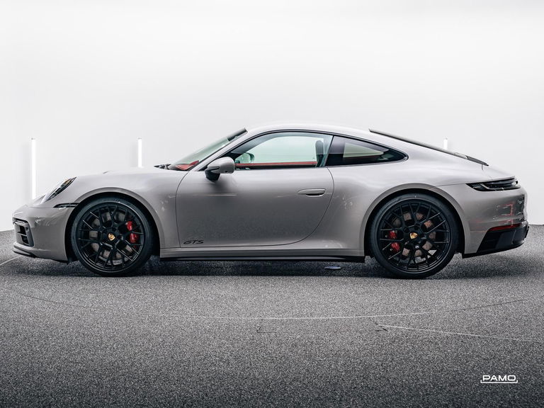 Porsche 992 Carrera GTS