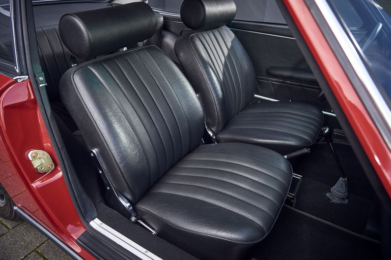 Porsche 911 S (F-Modell)