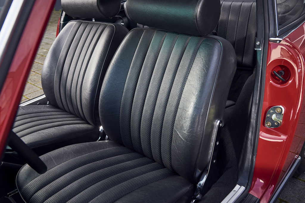 Porsche 911 S (F-Modell)