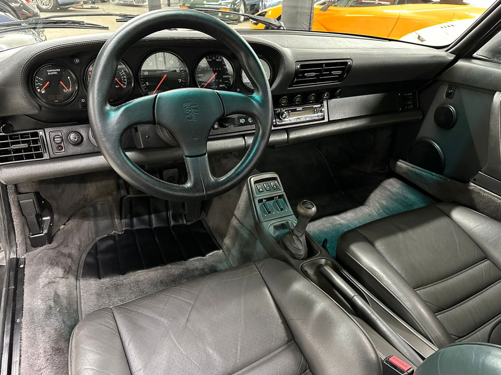 Porsche 964 Carrera 4