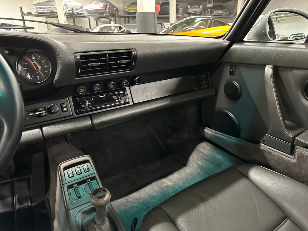 Porsche 964 Carrera 4