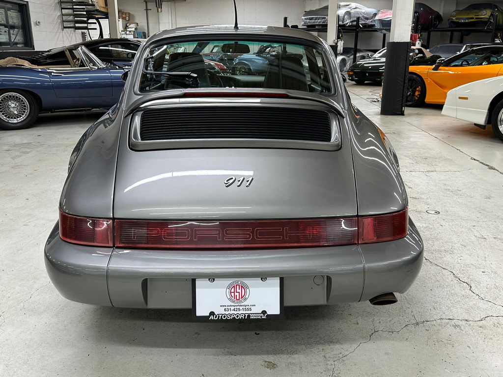 Porsche 964 Carrera 4