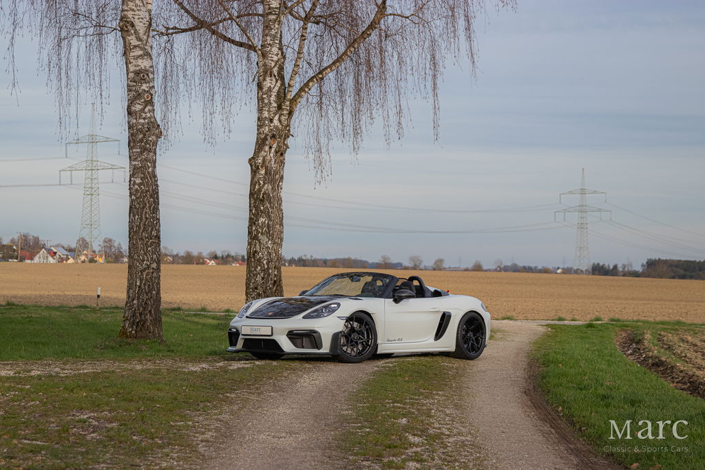 Porsche 718 Spyder RS
