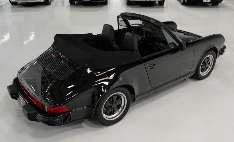 Porsche 911 Carrera 3.2 (US)