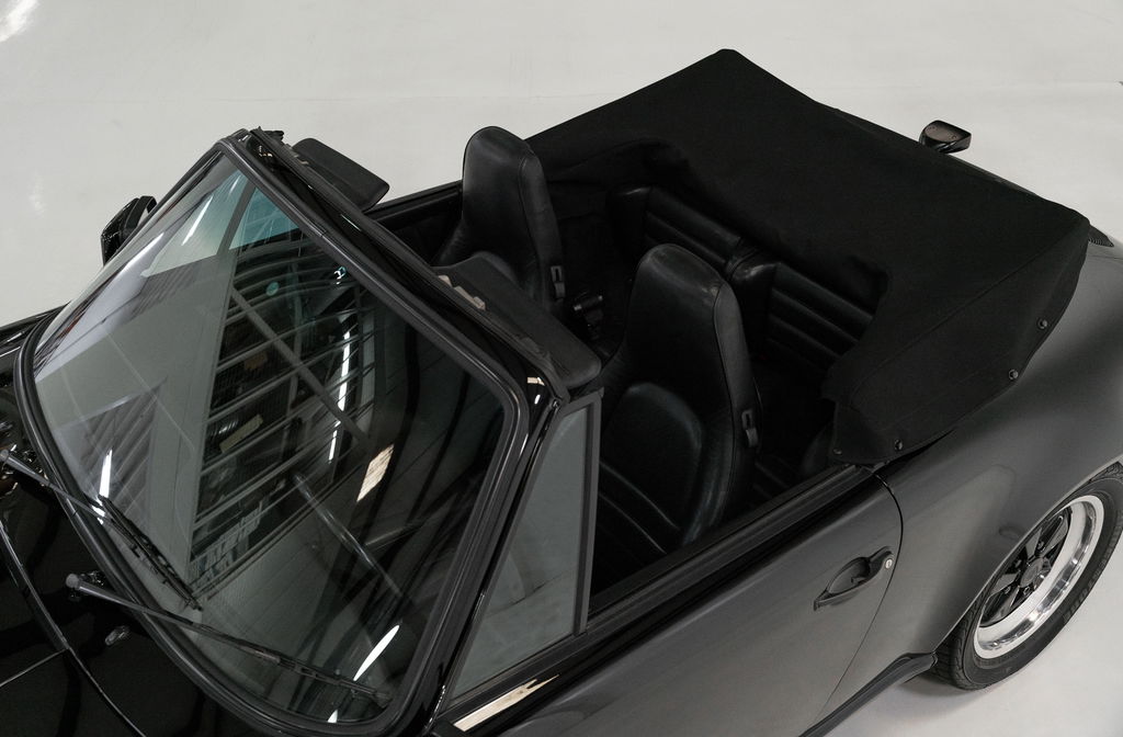 Porsche 911 Carrera 3.2 (US)