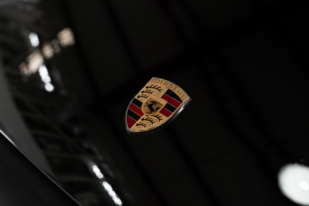 Porsche 911 Carrera 3.2 (US)