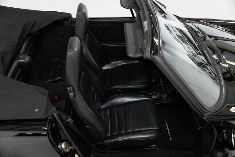 Porsche 911 Carrera 3.2 (US)