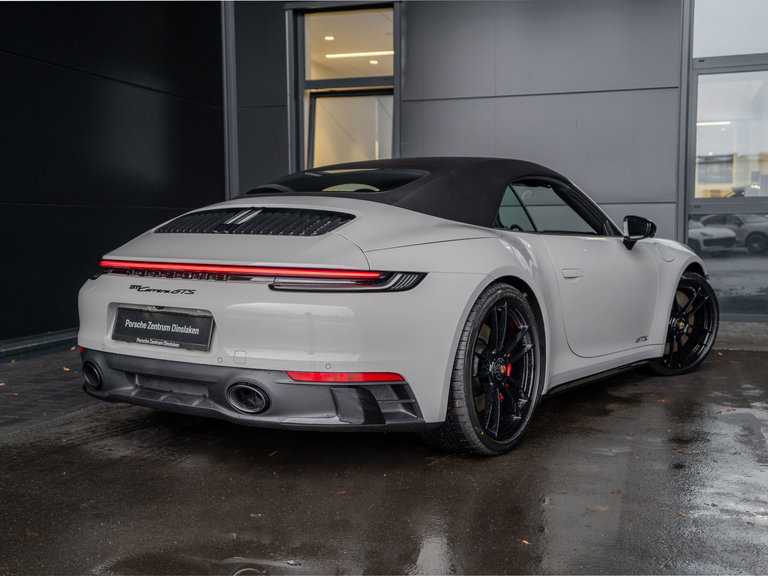 Porsche 992 Carrera GTS