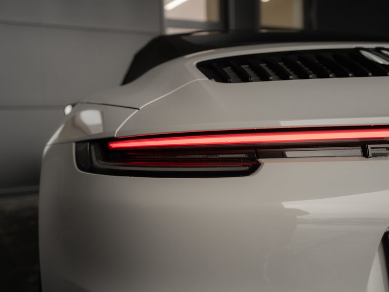 Porsche 992 Carrera GTS