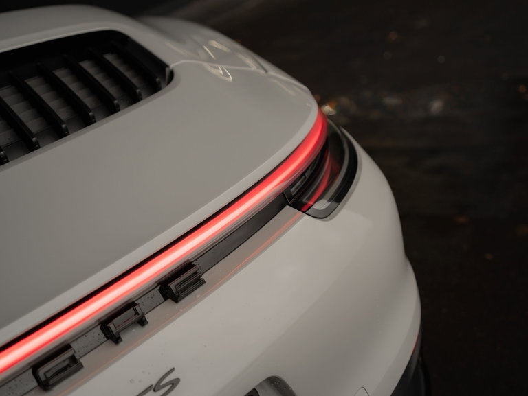 Porsche 992 Carrera GTS