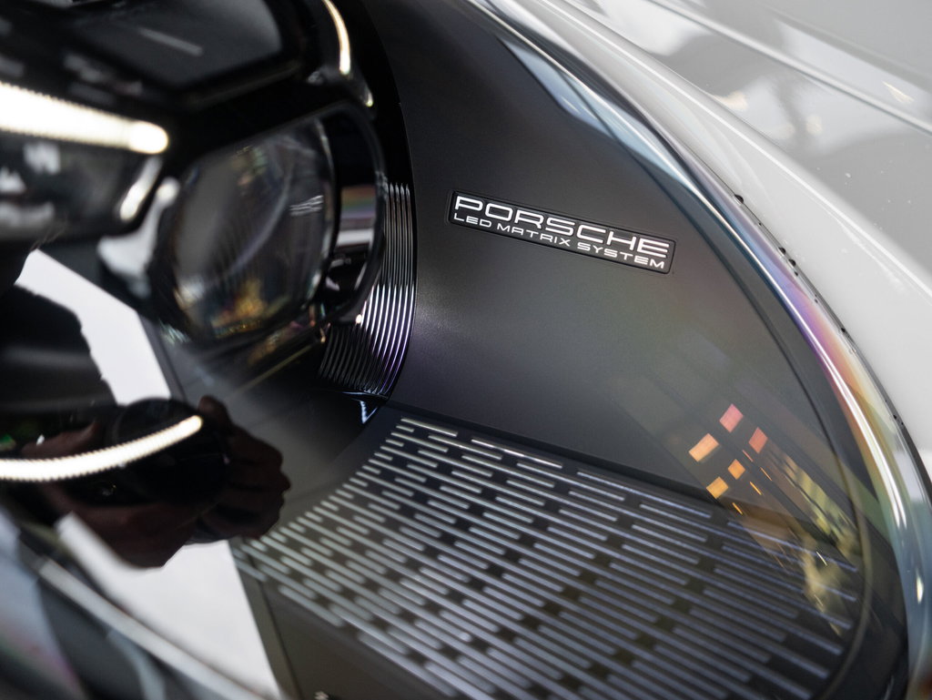 Porsche 992 Carrera GTS