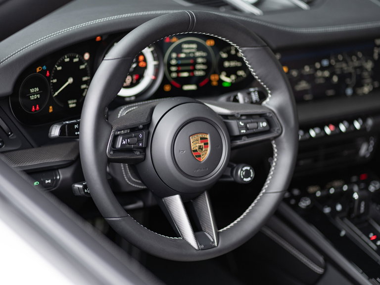 Porsche 992 Carrera GTS