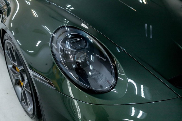 Porsche 992 GT3 Touring