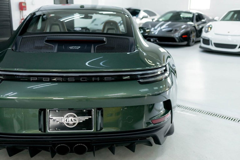 Porsche 992 GT3 Touring