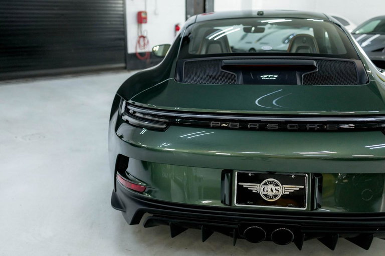 Porsche 992 GT3 Touring