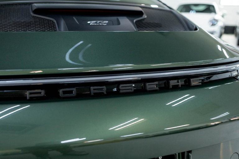 Porsche 992 GT3 Touring
