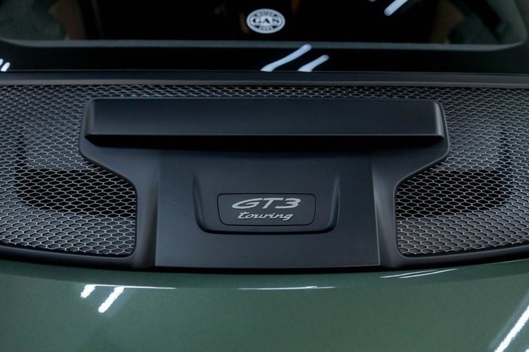 Porsche 992 GT3 Touring