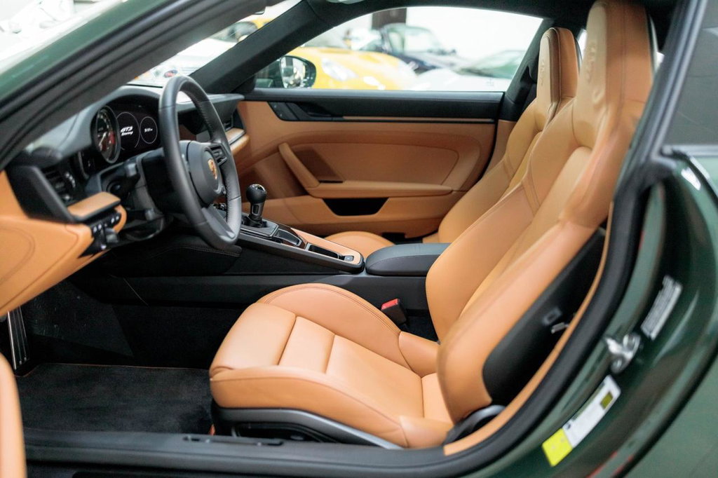Porsche 992 GT3 Touring