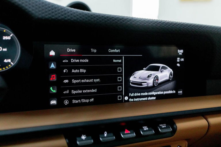 Porsche 992 GT3 Touring