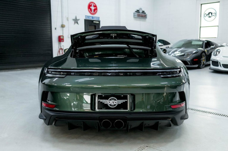Porsche 992 GT3 Touring