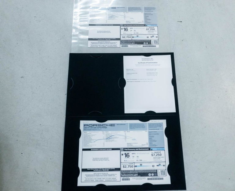 Porsche 992 GT3 Touring