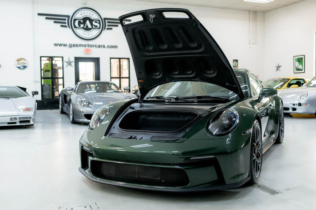Porsche 992 GT3 Touring