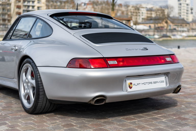 Porsche 993 Carrera 4S