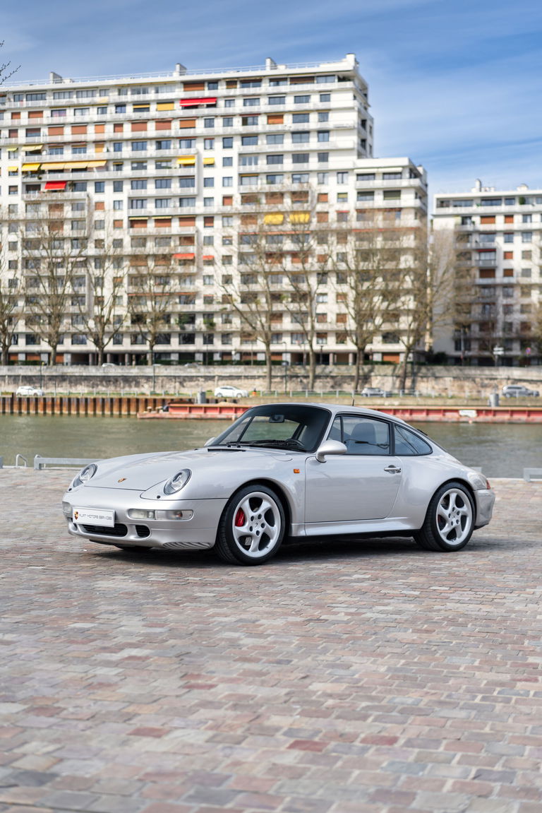 Porsche 993 Carrera 4S
