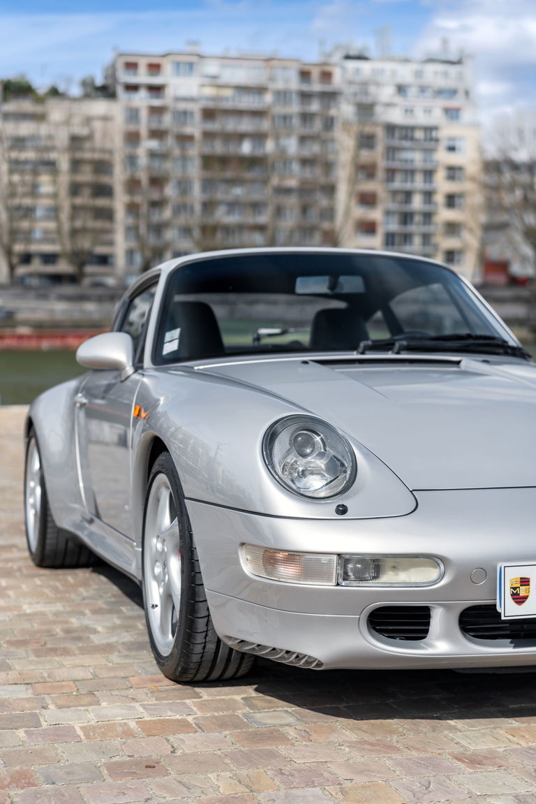 Porsche 993 Carrera 4S