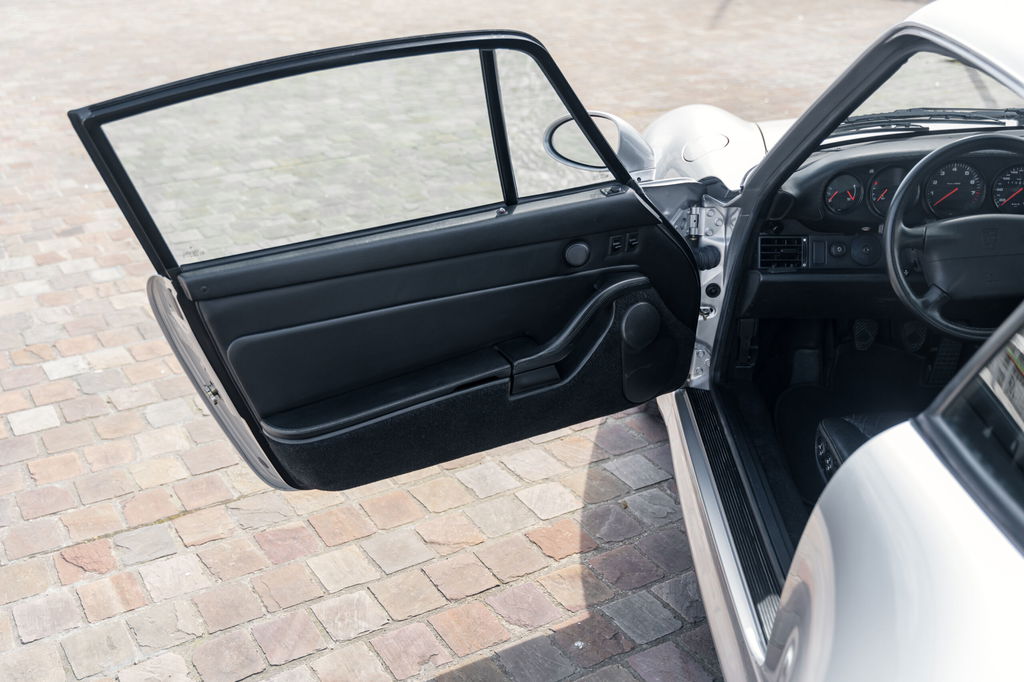 Porsche 993 Carrera 4S